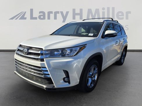 Used 2019 Toyota Highlander Limited image 1