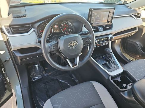 Used 2021 Toyota RAV4 XLE image 16