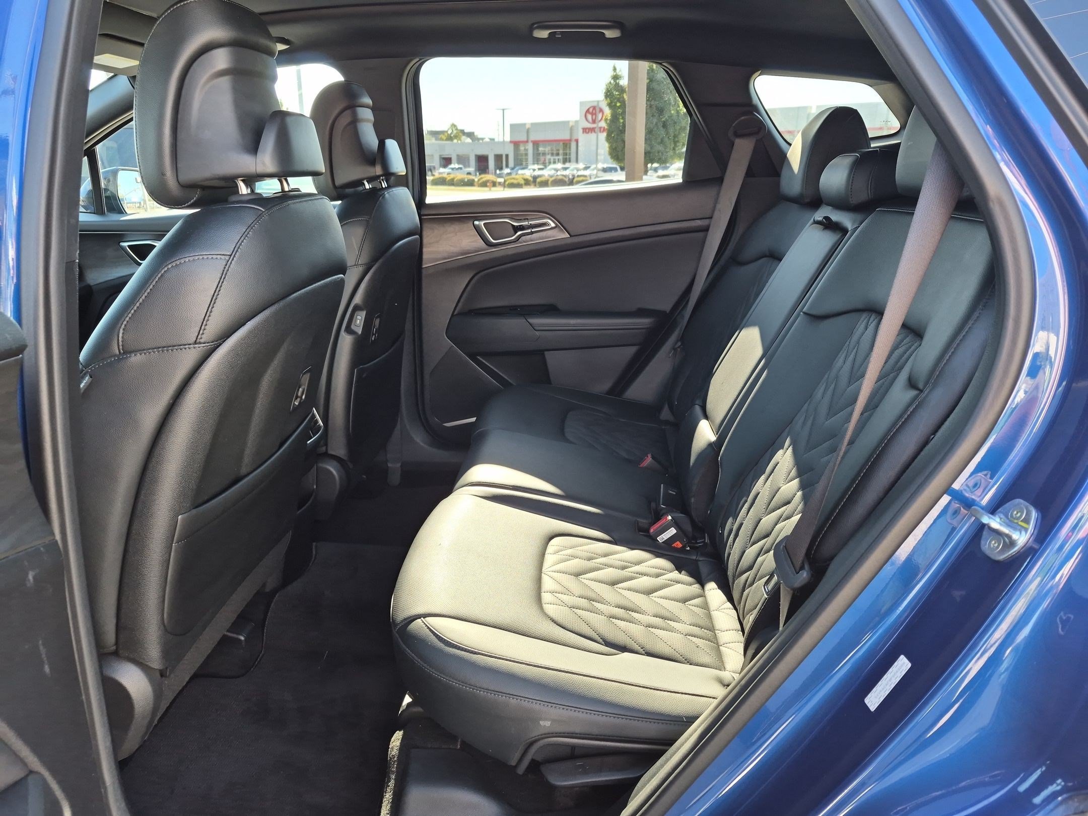 Used 2023 Kia Sportage X-Line w/ X-Line Premium Package AWD/4WD image 28