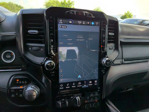 Used 2022 RAM 1500 Limited AWD/4WD image 19