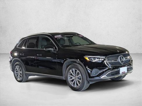 Certified 2025 Mercedes-Benz GLC 300 GLC 300 image 6