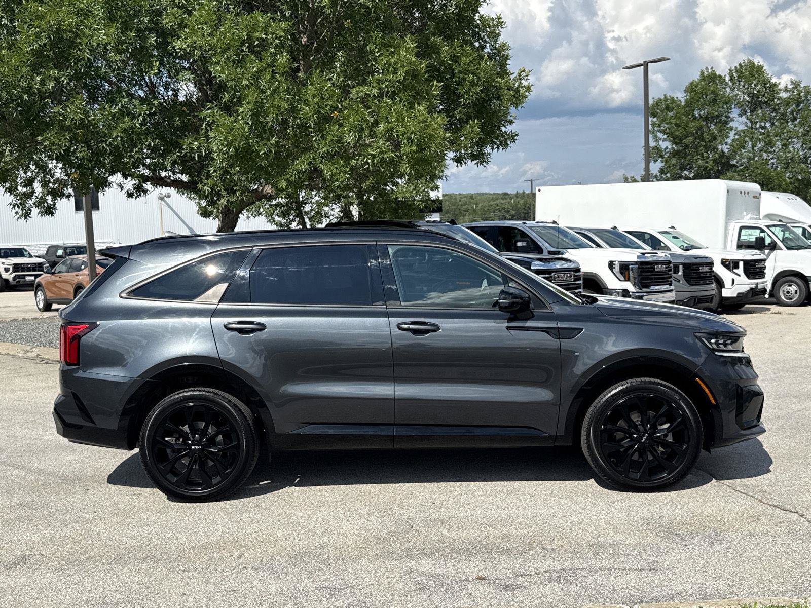 Used 2023 Kia Sorento SX AWD/4WD image 8
