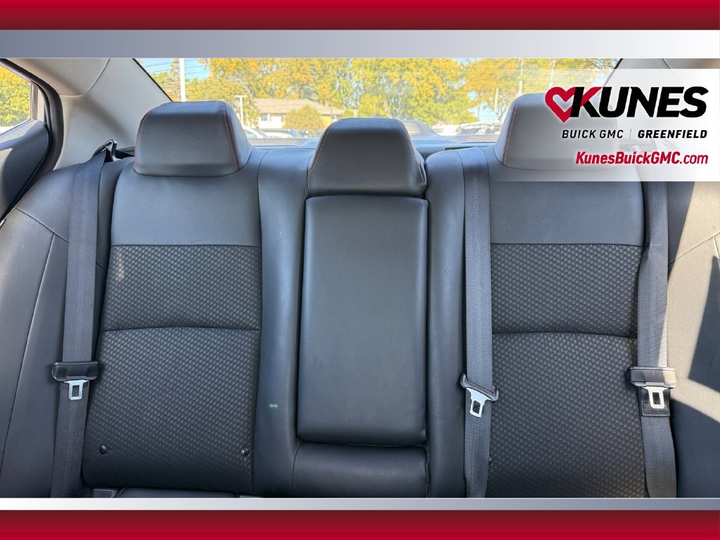 Used 2024 Nissan Altima 2.5 SR FWD image 34