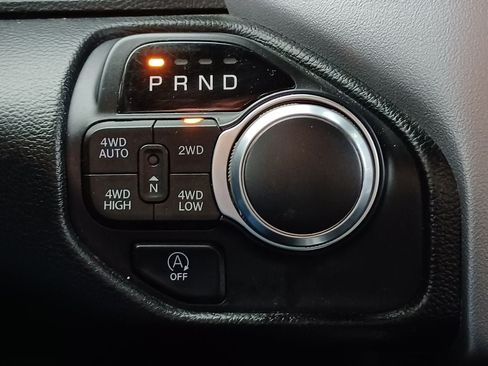 Used 2019 RAM 1500 Big Horn AWD/4WD image 26