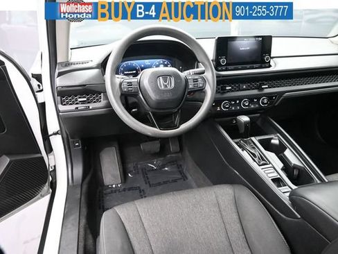 Used 2023 Honda Accord EX image 9