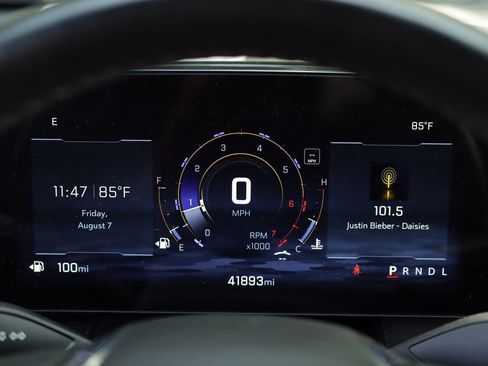 Used 2025 Chevrolet Equinox LT w/ Convenience Package II FWD image 11