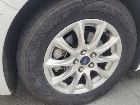 Used 2018 Ford Fusion S FWD image 31