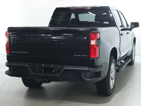 Used 2021 Chevrolet Silverado 1500 Custom image 46