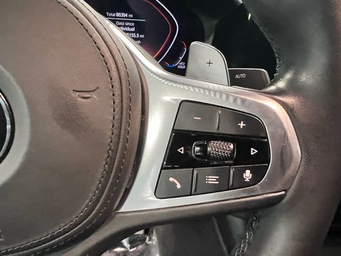 Used 2019 BMW 330i Sedan w/ M Sport Package image 19