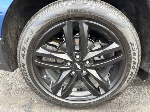 Used 2021 Chevrolet Equinox LT FWD image 13