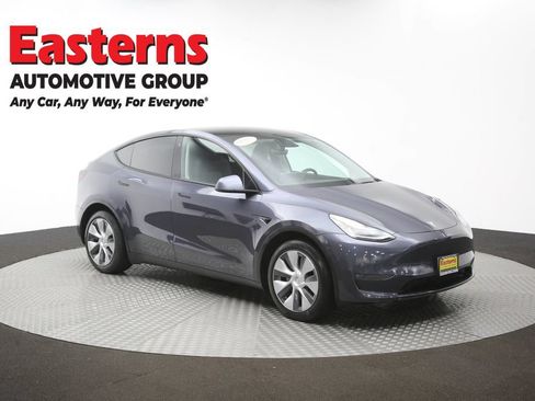 Used 2021 Tesla Model Y Long Range AWD/4WD image 42