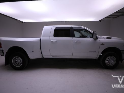 Used 2024 RAM 3500 Laramie w/ Chrome Bumper Package image 5