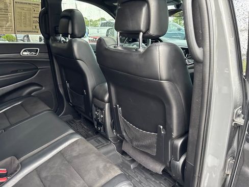 Used 2021 Jeep Grand Cherokee Laredo X AWD/4WD image 41