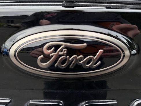 Used 2024 Ford Edge SE w/ Black Appearance Package AWD/4WD image 34