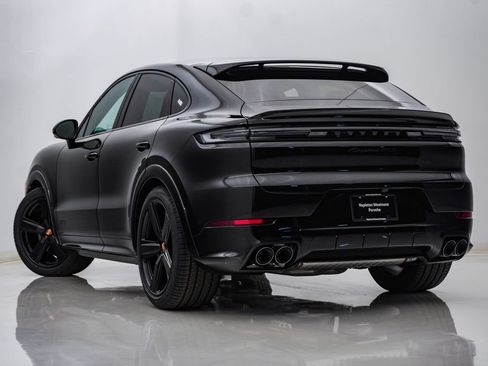 New 2026 Porsche Cayenne GTS AWD/4WD image 3