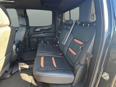 Used 2024 GMC Sierra 1500 AT4 w/ Technology Package image 25