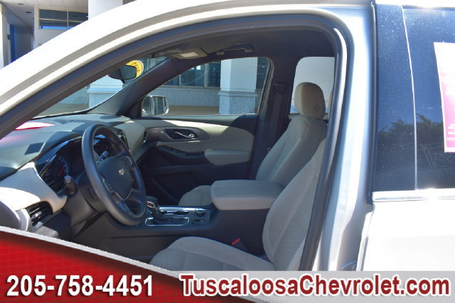 Certified 2022 Chevrolet Traverse LS FWD image 21