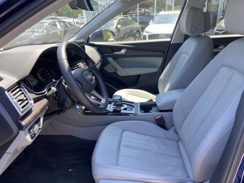 Used 2023 Audi Q5 2.0T Premium w/ Convenience Package AWD/4WD image 24