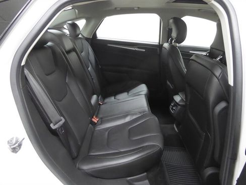 Used 2013 Ford Fusion Titanium image 29