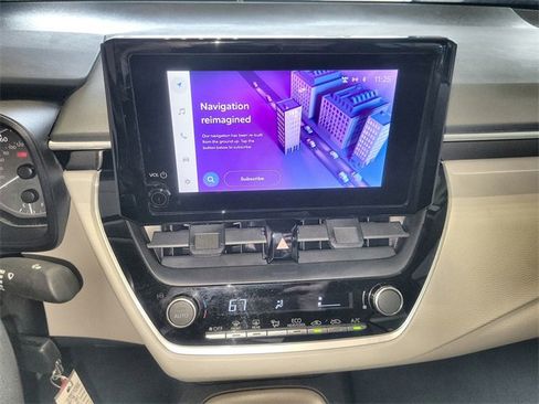 Used 2024 Toyota Corolla LE image 18