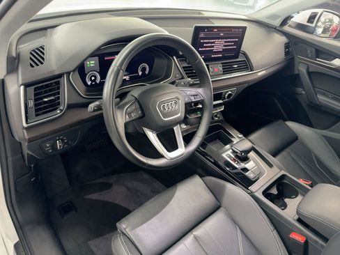 Used 2023 Audi Q5 e Premium Plus image 4