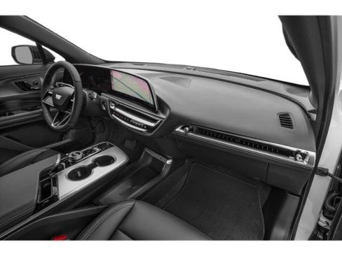 Certified 2025 Cadillac Lyriq Luxury w/ LPO, Floor Liner Package AWD/4WD image 18