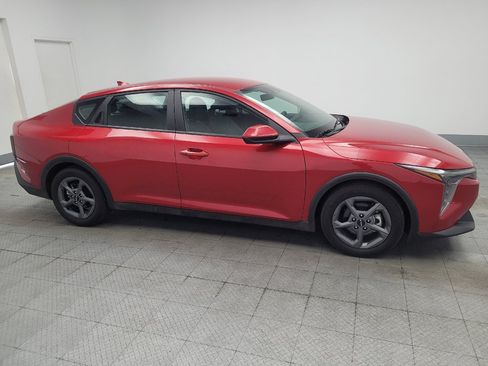 Used 2025 Kia K4 FWD image 11