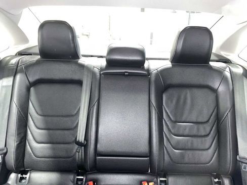 Used 2019 Volkswagen Jetta SEL Premium image 22