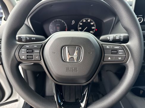 Used 2025 Honda HR-V LX image 31