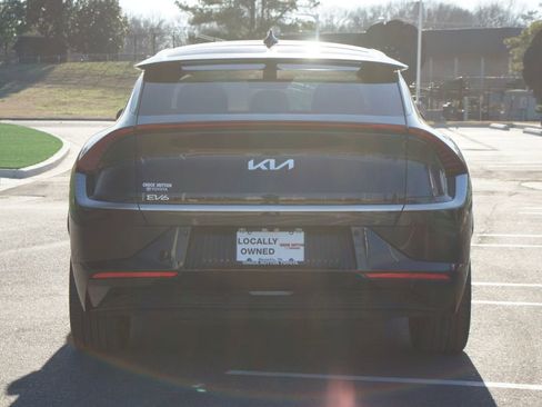Used 2022 Kia EV6 Wind image 3