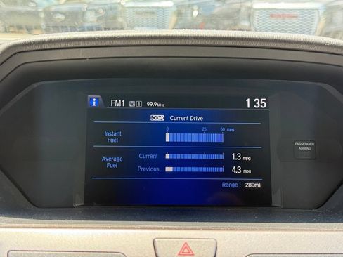 Used 2016 Honda Odyssey LX image 9