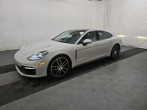 Used 2023 Porsche Panamera 4 Platinum Edition AWD/4WD image 11