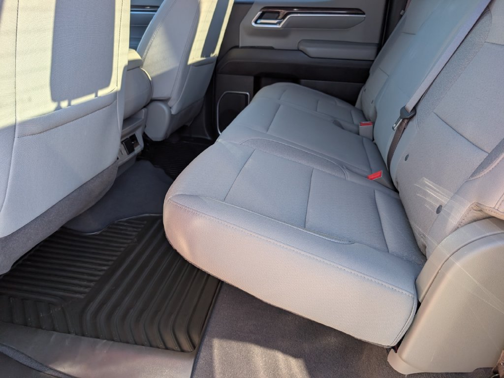 Used 2022 Chevrolet Silverado 1500 LT w/ All Star Edition Plus RWD image 13