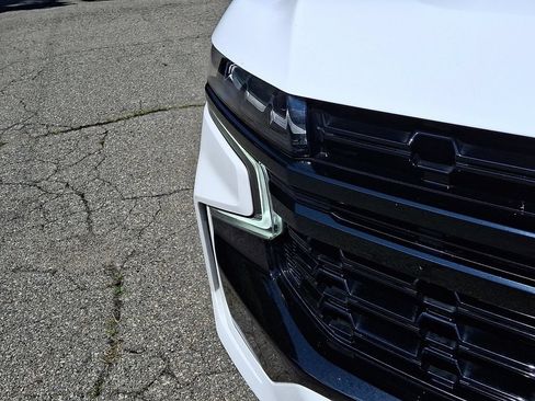 Used 2023 Chevrolet Tahoe Z71 w/ Luxury Package AWD/4WD image 14