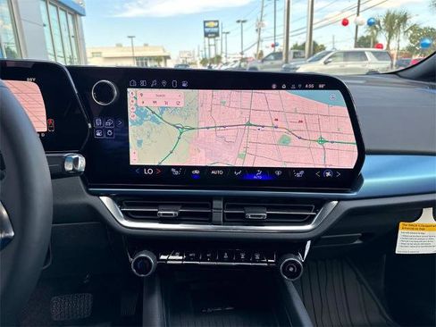 New 2025 Chevrolet Equinox EV LT w/ LPO, All-Weather Mat Package image 18