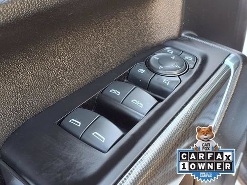 Used 2021 GMC Sierra 1500 AT4 w/ AT4 Value Package AWD/4WD image 4