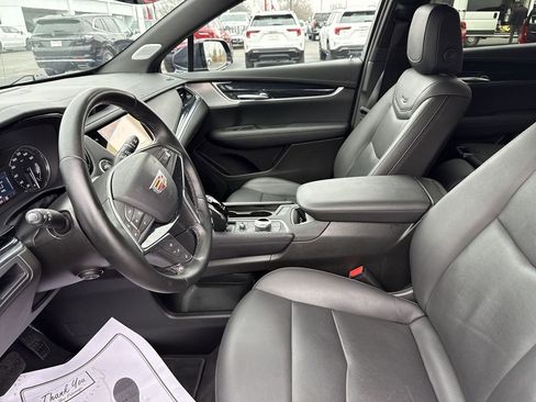 Used 2025 Cadillac XT5 Premium Luxury image 26