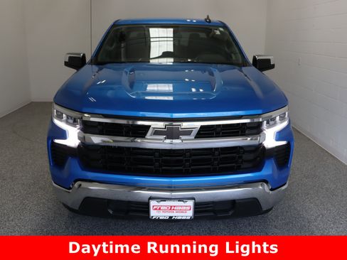 Used 2025 Chevrolet Silverado 1500 LT w/ Leather Package image 3