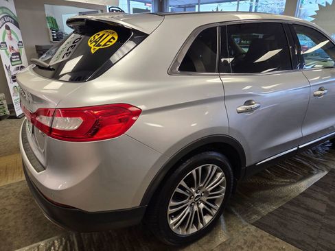 Used 2017 Lincoln MKX Reserve w/ Driver Assistance Package image 15