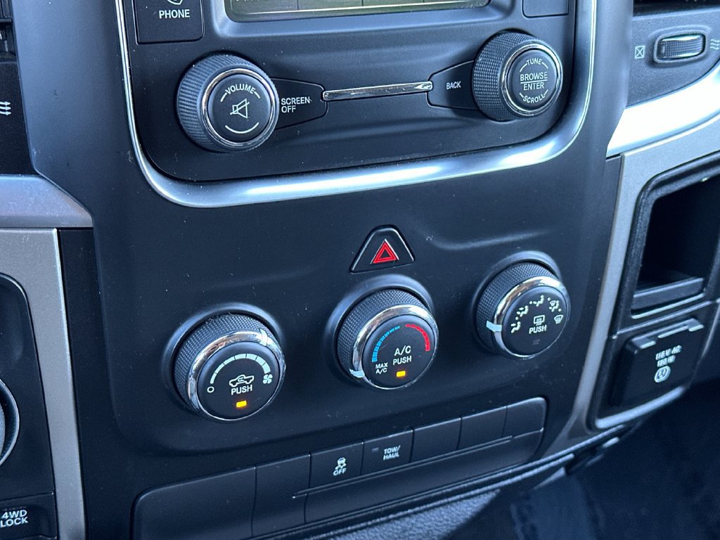 Used 2016 RAM 1500 SLT AWD/4WD image 20