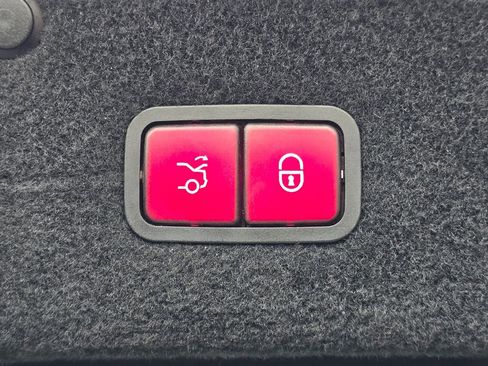 Used 2020 Mercedes-Benz S 560 4MATIC Sedan image 70