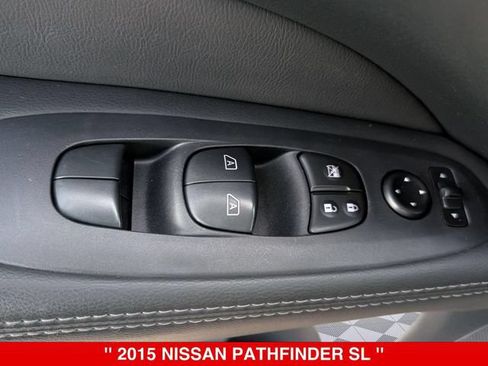 Used 2015 Nissan Pathfinder SL w/ SL Tech Package FWD image 13