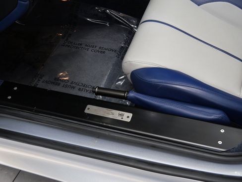 Used 2017 Aston Martin V12 Vantage S image 30