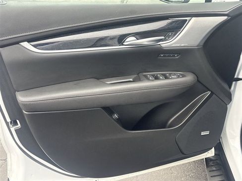 Certified 2023 Cadillac XT5 Premium Luxury image 23