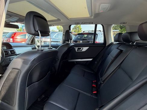 Used 2010 Mercedes-Benz GLK 350 4MATIC image 9