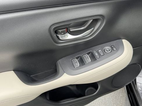 Used 2024 Honda HR-V EX-L image 19