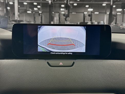 Used 2024 MAZDA CX-90 3.3 Turbo w/ Preferred Plus image 22