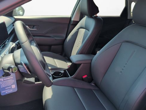 New 2026 Hyundai Kona Limited FWD image 9
