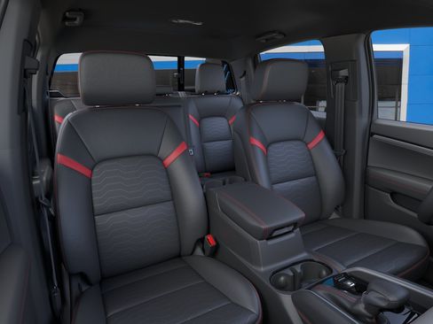 New 2026 Chevrolet Colorado Z71 w/ Midnight Edition AWD/4WD image 16