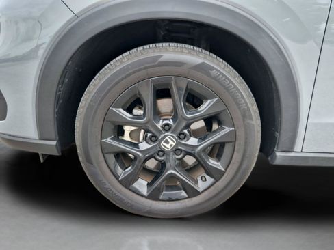 Certified 2024 Honda HR-V Sport image 30